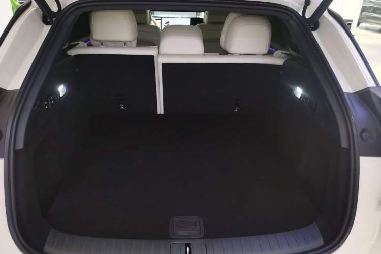 Used Li Auto Li Auto i6 2025 Model Four-Wheel-Drive Standard Type