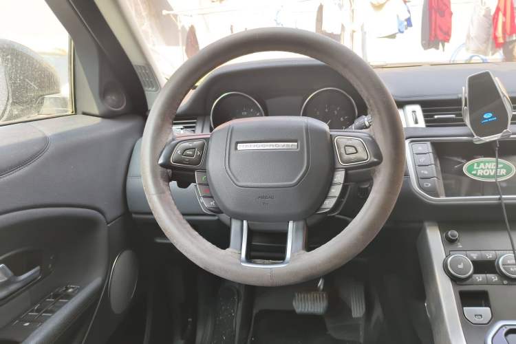 Used Land Rover Range Evoque 2017 2.0T SE Smart Glow Edition