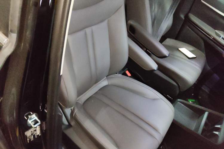 Used SAIC MAXUS Dajia 7 2024 Revised Version Super Hybrid Long-Range Edition Enjoyment Version
