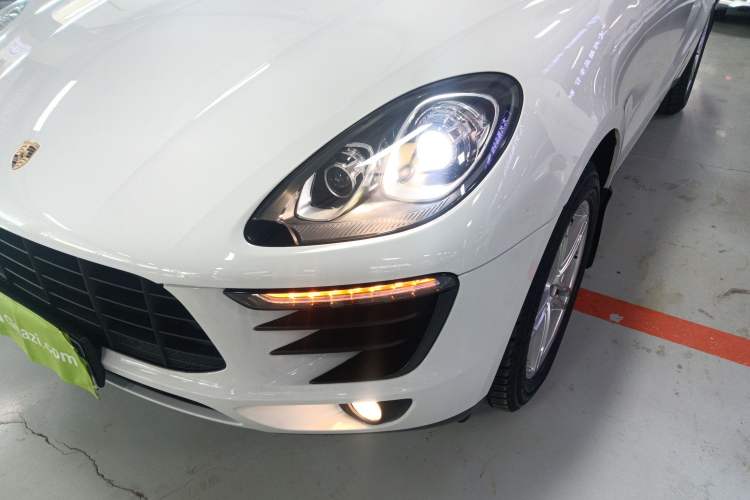 Used Porsche Macan 2014 Macan 2.0T