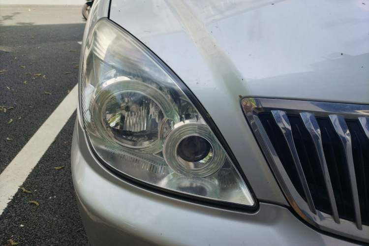 Used Buick GL8 2013 2.4L Classic Edition Right Front Headlight