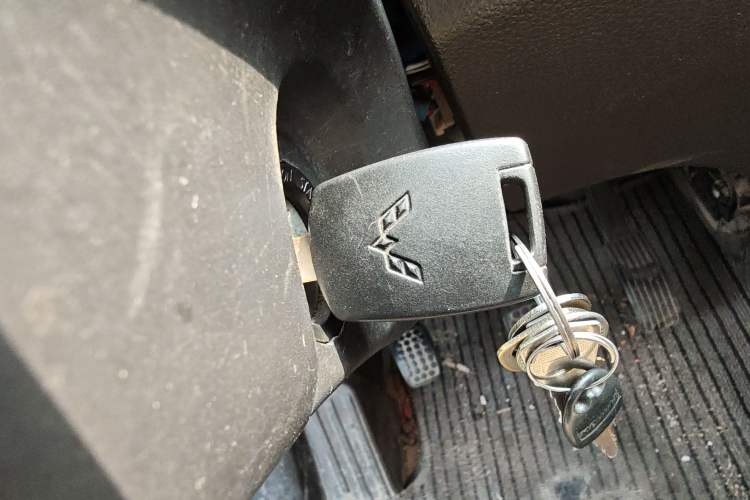 Used Wuling Rongguang S 2021 1.2L Base Model 5-Seater LSI