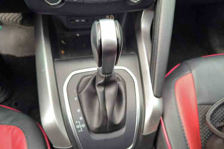 Used Renault Kadjar 2017 2.0L Two-Wheel Drive Comfort Edition
