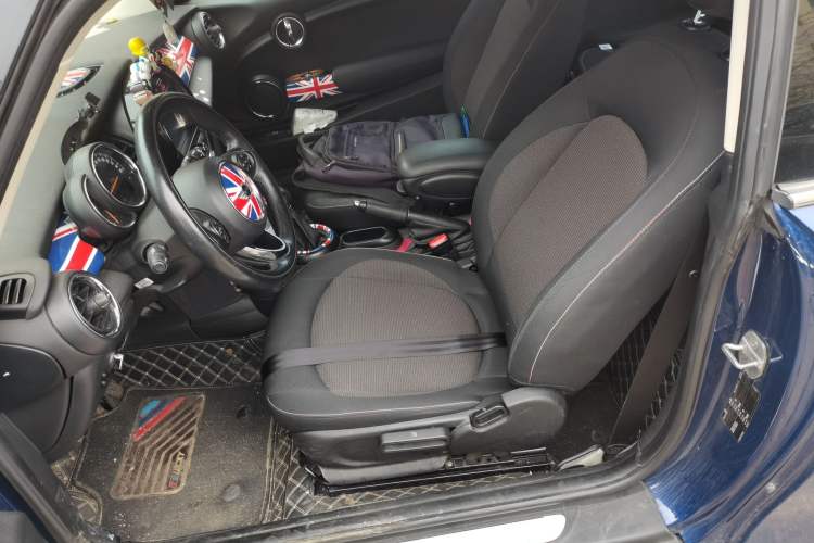 Used MINI 2016 1.2T ONE Pioneer Edition Left Front Seat