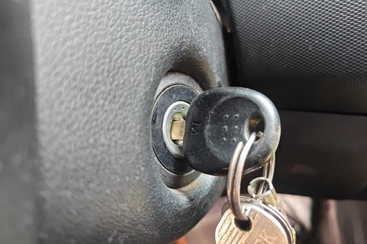 Used Hyundai Celesta 2018 1.6L Manual GL Enjoyment Edition China VI compliant Vehicle Key