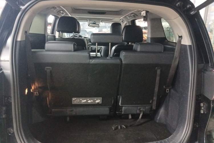 Used GAC Trumpchi M8 2020 Flagship Model 390T Prestige Edition Trunk