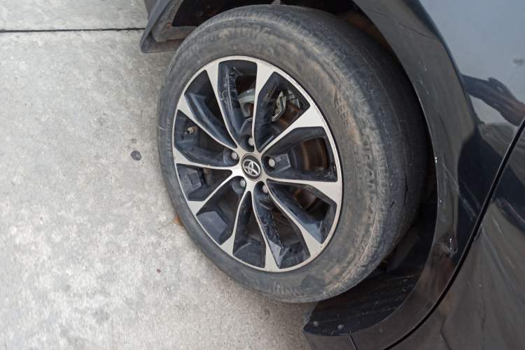 Used Toyota Avalon 2023 Dual-Engine 2.5L Luxury Edition Exterior 5