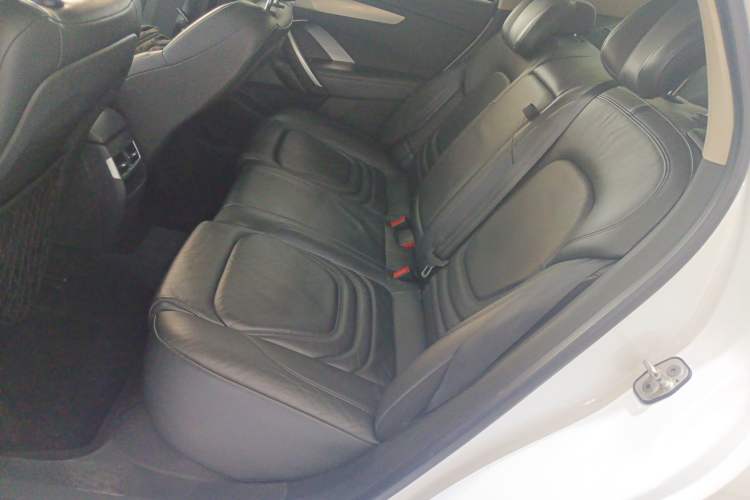 Used DS 5LS 2015 1.6T Luxury Edition THP160