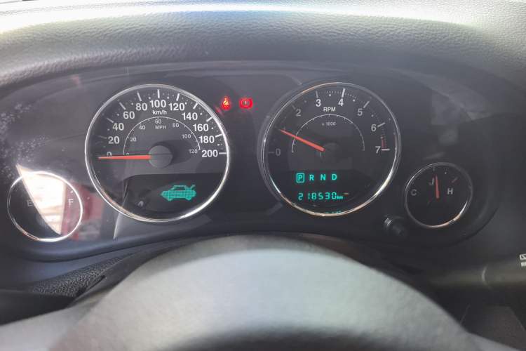 Used Jeep Wrangler 2014 3.0L Sahara Four-Door Edition Instrument Cluster