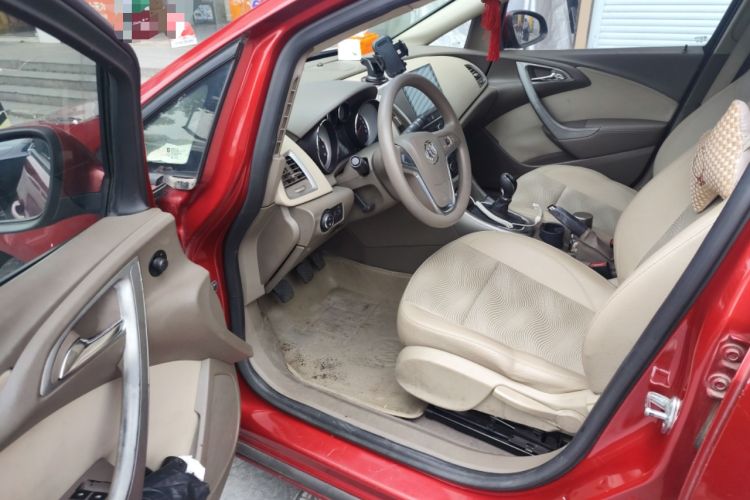 Used Buick GT 2013 GT 1.6L Manual Entry-Level Model