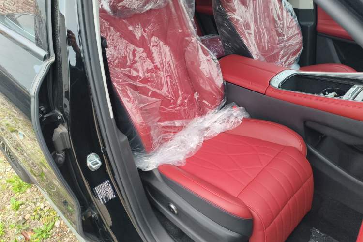 Used EXEED Stellar C-DM 2024 1.5T Long-Range Pro Right Front Seat