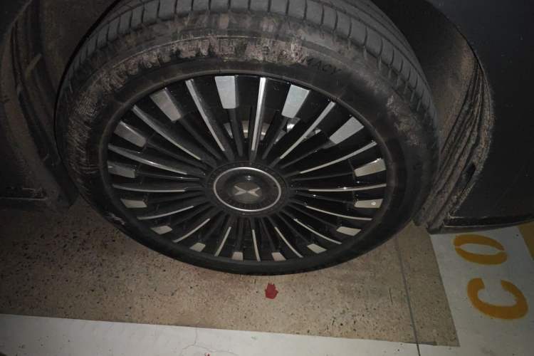 Used XPeng X9 2025 740 Ultra-Long Range Max