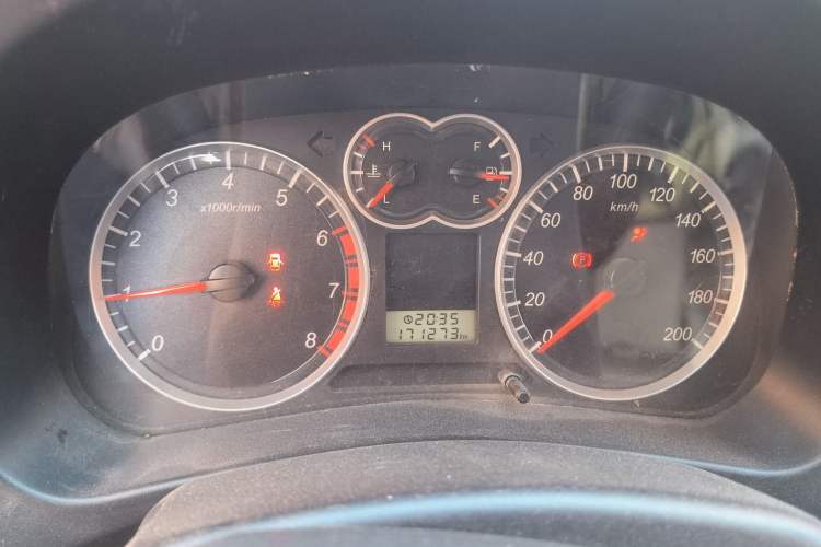 Used Haval H5 Classic 2012 European-style Edition 2.0L Two-Wheel Drive Luxury Model
