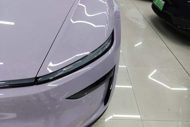 Used Tesla Model Y 2025 Rear-Wheel-Drive Version