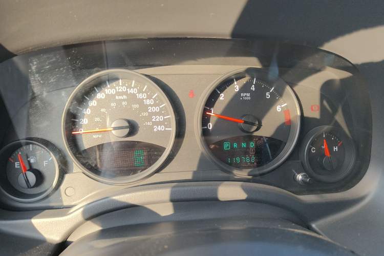 Used Jeep Compass 2012 2.4L four-wheel-drive sport version