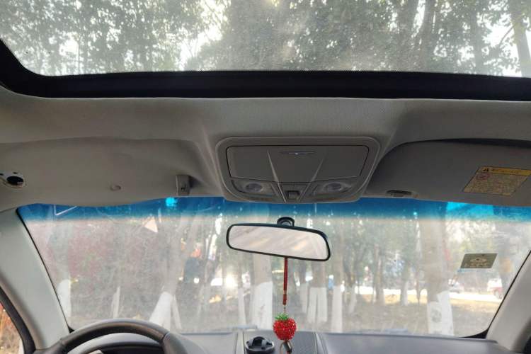 Used Geely Auto Emgrand 2016 Sedan 1.5L Manual Upward Edition