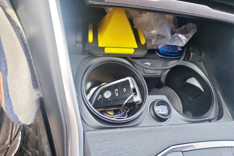 Used BMW 3 Series 2020 325i M Sport Package Vehicle Key