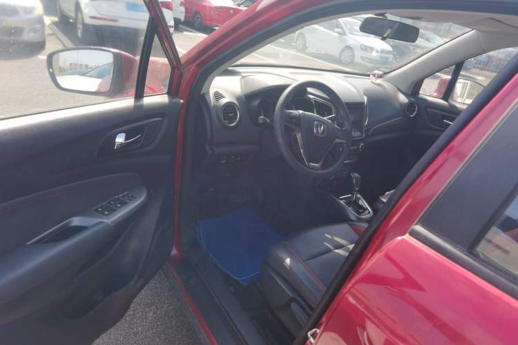 Used CHANGAN CS15 2016 1.5L Automatic Fashion Edition Driver Seat