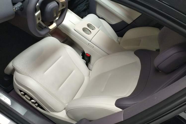 Used Avatr 06 2025 Max All-Electric Version Left Front Seat