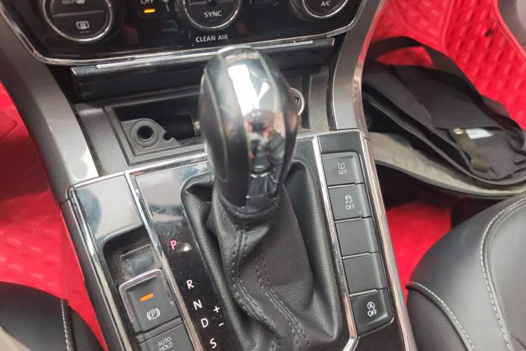 Used Volkswagen Passat 2016 330TSI DSG Luxury Edition
