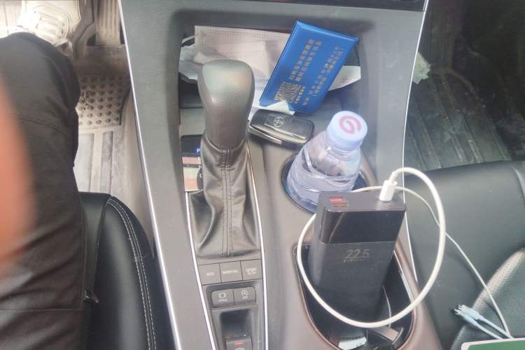 Used Toyota Avalon 2019 2.5L Ambition Version China VI Standard
