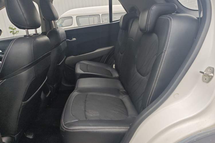 Used Baojun 510 2017 1.5L Manual Fashion Model Left Rear Seat