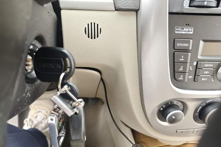 Used Buick Excelle 2015 1.5L Manual Classic Trim