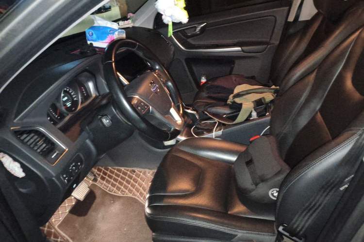 Used Volvo XC60 2014 T5 Zhiyi Edition
