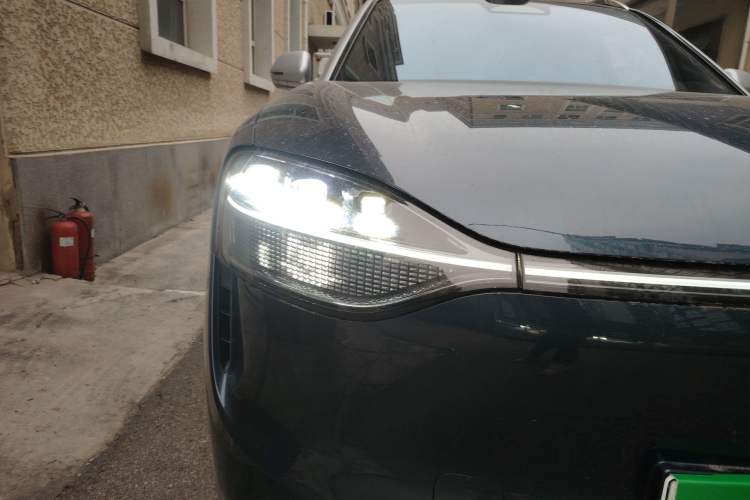 Used Hima AITO M9 2024 Range-Extended Max Edition 42 kWh 6-Seater Version
