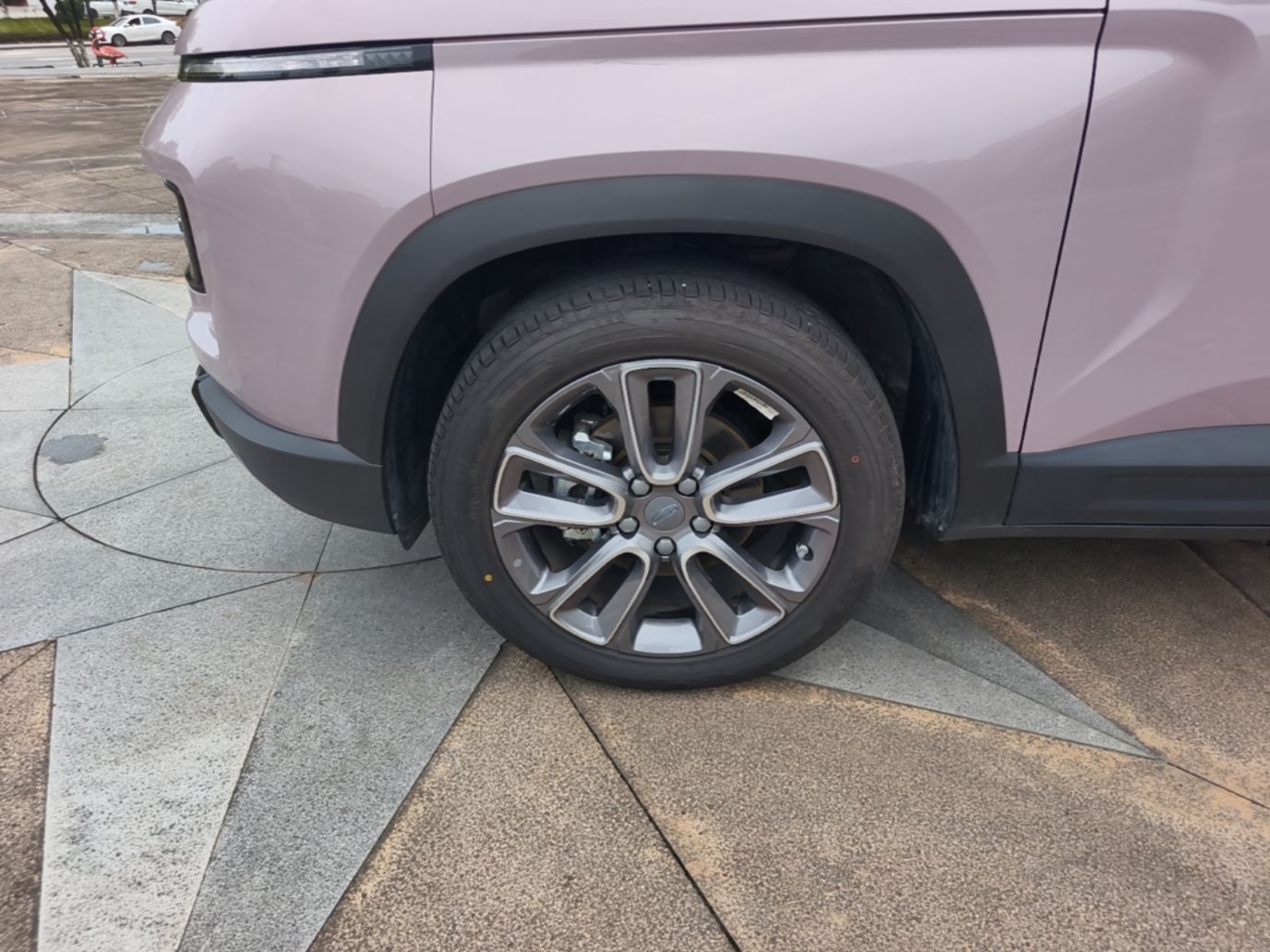 Geely Auto icon 2026 Model Chocolate 1.5TD Pure & Refined Edition — снимка 10