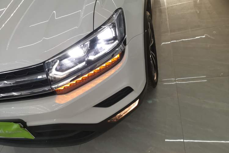 Used Volkswagen Tharu 2021 280TSI Two-Wheel-Drive Luxury Plus Edition