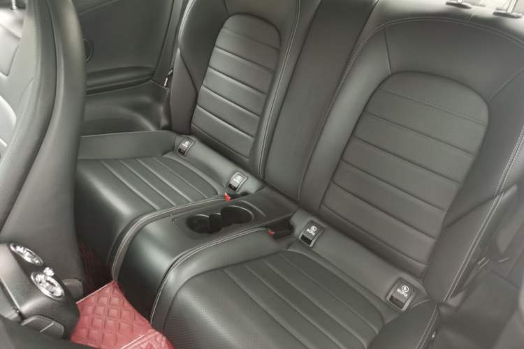 Used Mercedes-Benz C-Class 2017 Facelift C 200 Coupe
