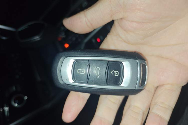 Used Geely Auto Emgrand GT 2016 2.4L Zunya Model