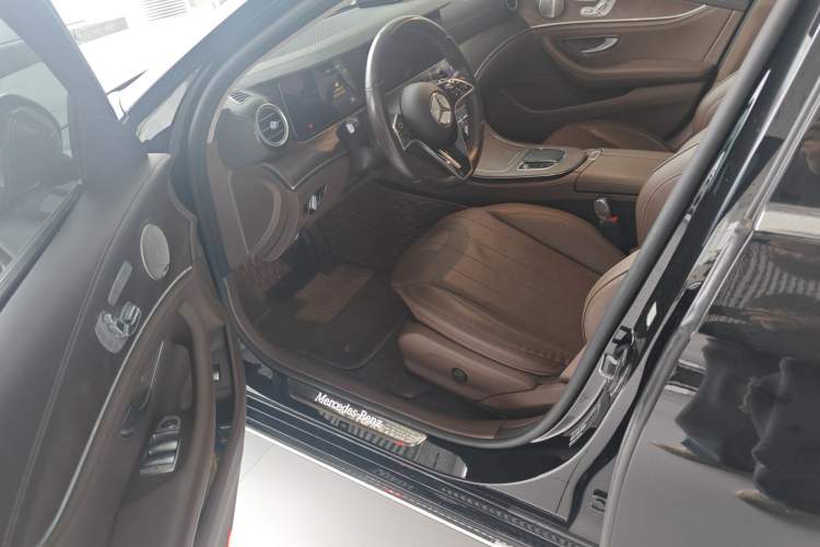 Used Mercedes-Benz E-Class 2022 Updated E 300 L Luxury Edition
