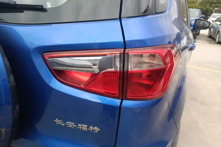 Used Ford EcoSport 2013 1.5L Automatic Fashion Model
