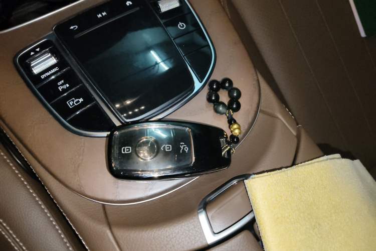 Used Mercedes-Benz E-Class New Energy 2023 E 350 e L Plug-in Hybrid Sedan