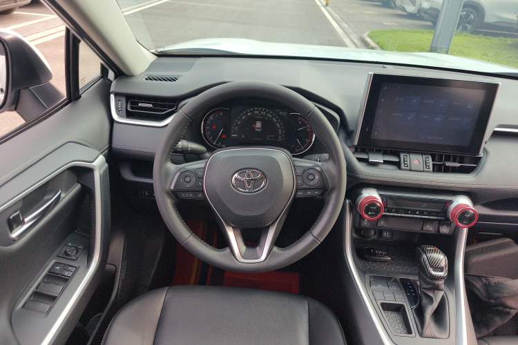 Used Toyota RAV4 2021 2.0L CVT Two-Wheel Drive Fashion PLUS Edition Steering Wheel
