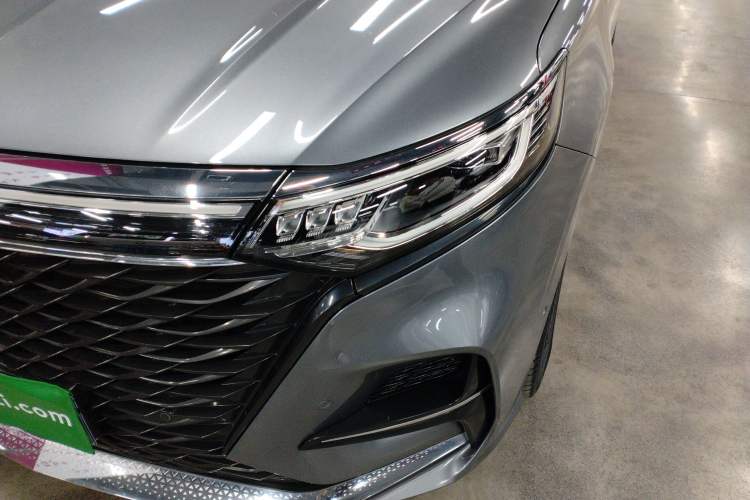 Used Roewe iMAX8 2021 400TGI Supreme Series Ultimate Edition
