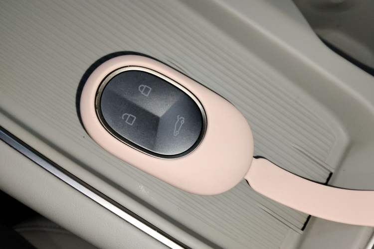 Used Nio ES6 2024 75 kWh