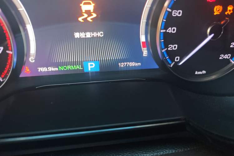 Used GAC Trumpchi GS8 2017 320T Two-Wheel Drive Luxury Smart Connectivity Version (7 Seats)