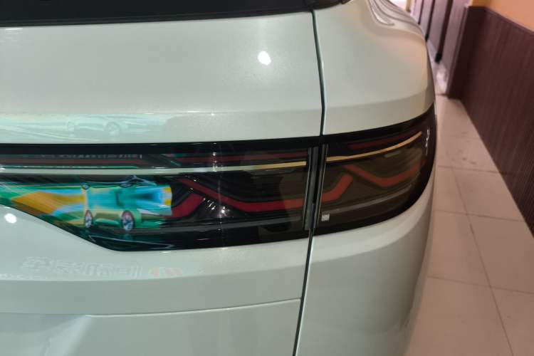 Used BYD Song L DM-i 2025 Intelligent Driving Version 160 km Beyond-Range Type