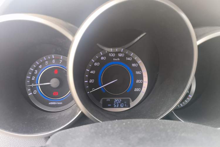 Used Changan Eado 2015 1.6L Manual Luxury Model China IV Standard