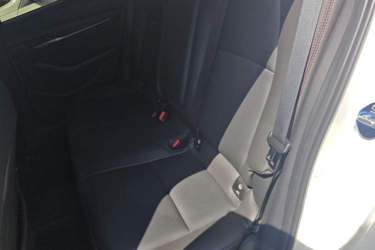 Used Mazda 3 Axela 2023 2.0L Automatic Zhiqing Edition Left Rear Seat