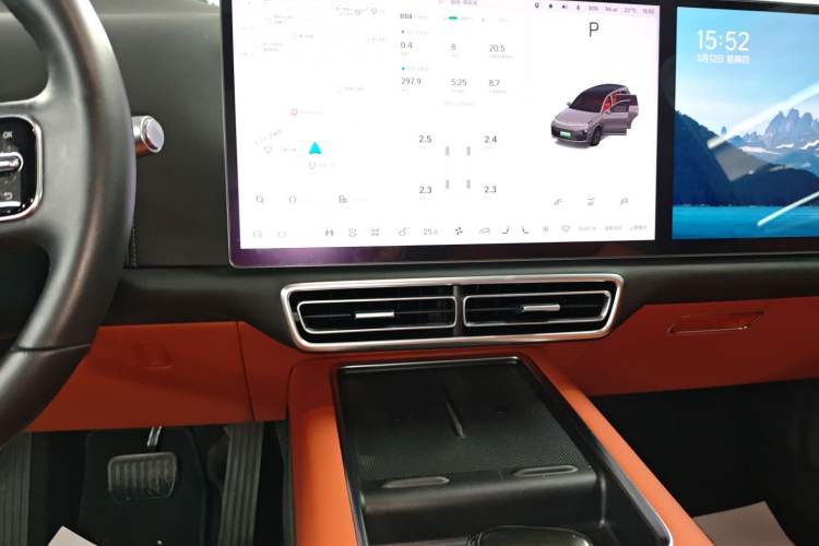 Used Li Auto L8 2023 Air model
