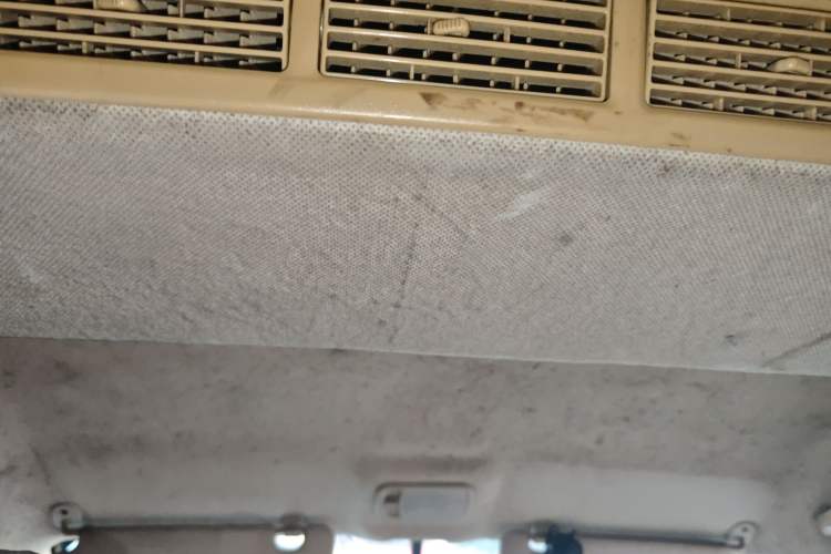 Used Wuling Rongguang 2014 1.2L S Base Model
