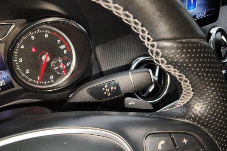 Used Mercedes-Benz GLA 2018 GLA 200 Sport Edition Gear Lever