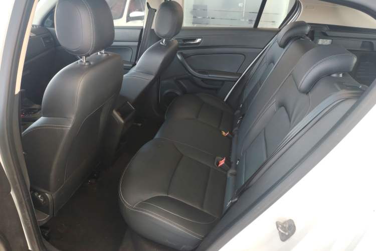 Used Qoros 5 2018 Revised Version 1.6T Automatic Leading Edition