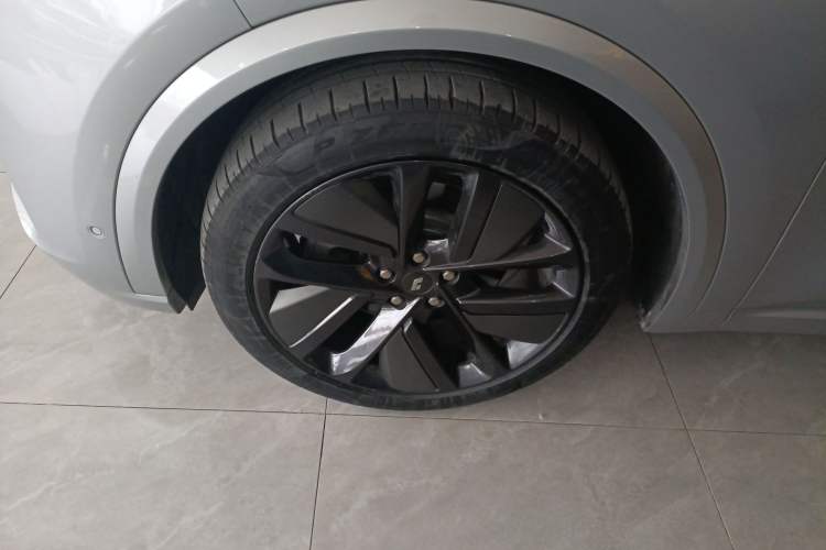 Used Li Auto L9 2022 Max model