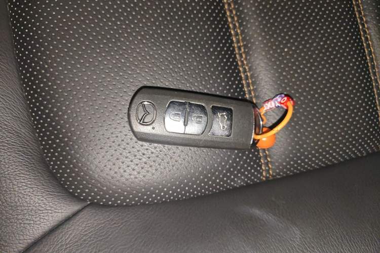 Used Mazda CX-5 2019 Cloud-Controlled Version 2.5L Automatic Two-Wheel Drive Luxury Trim China VI Standard Vehicle Key