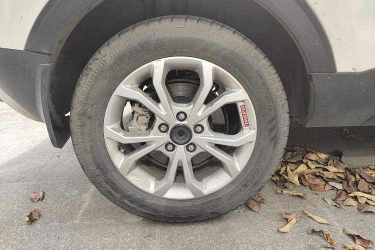 Used Haval H2s 2018 Red-Label 1.5T Dual-Clutch ZhiShang Model Right Rear Wheel Hub
